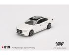 (Preorder) Mini GT 1:64 BMW i7 xDrive60 – Mineral White – Limited Edition Fashion