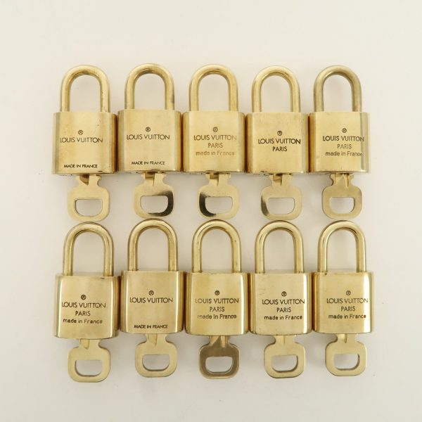 Louis Vuitton Set of 10 Lock & Key Cadena Key Lock Metal Gold For Sale